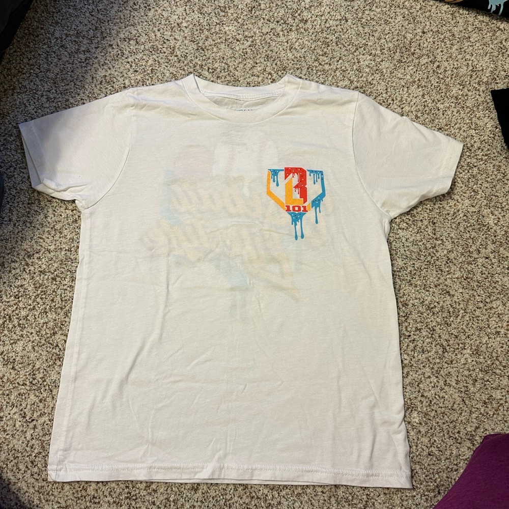 Baseball lifestyle, white T-shirt, ice cream drip